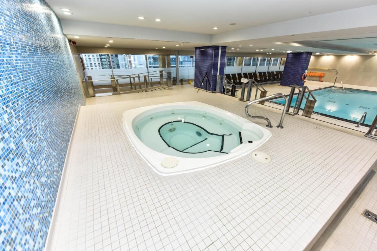 Sarkar Suites - Maple Leaf Square Toronto Exteriör bild