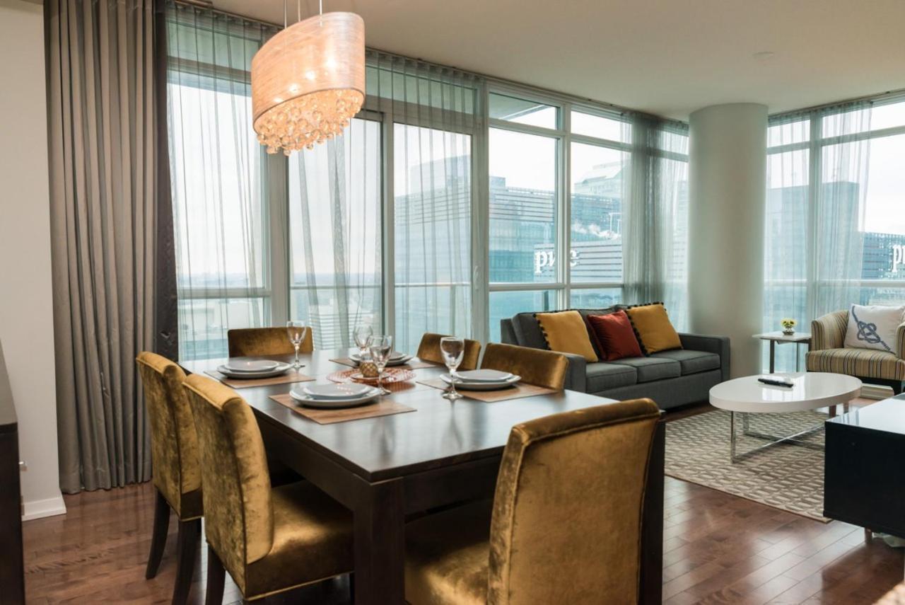 Sarkar Suites - Maple Leaf Square Toronto Exteriör bild
